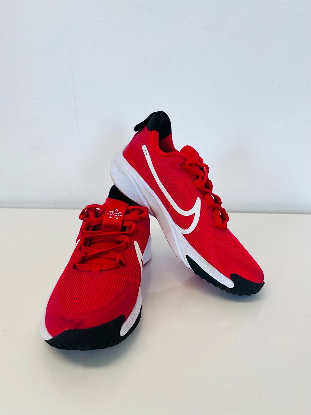 Nike Star Runner size 1.5Y